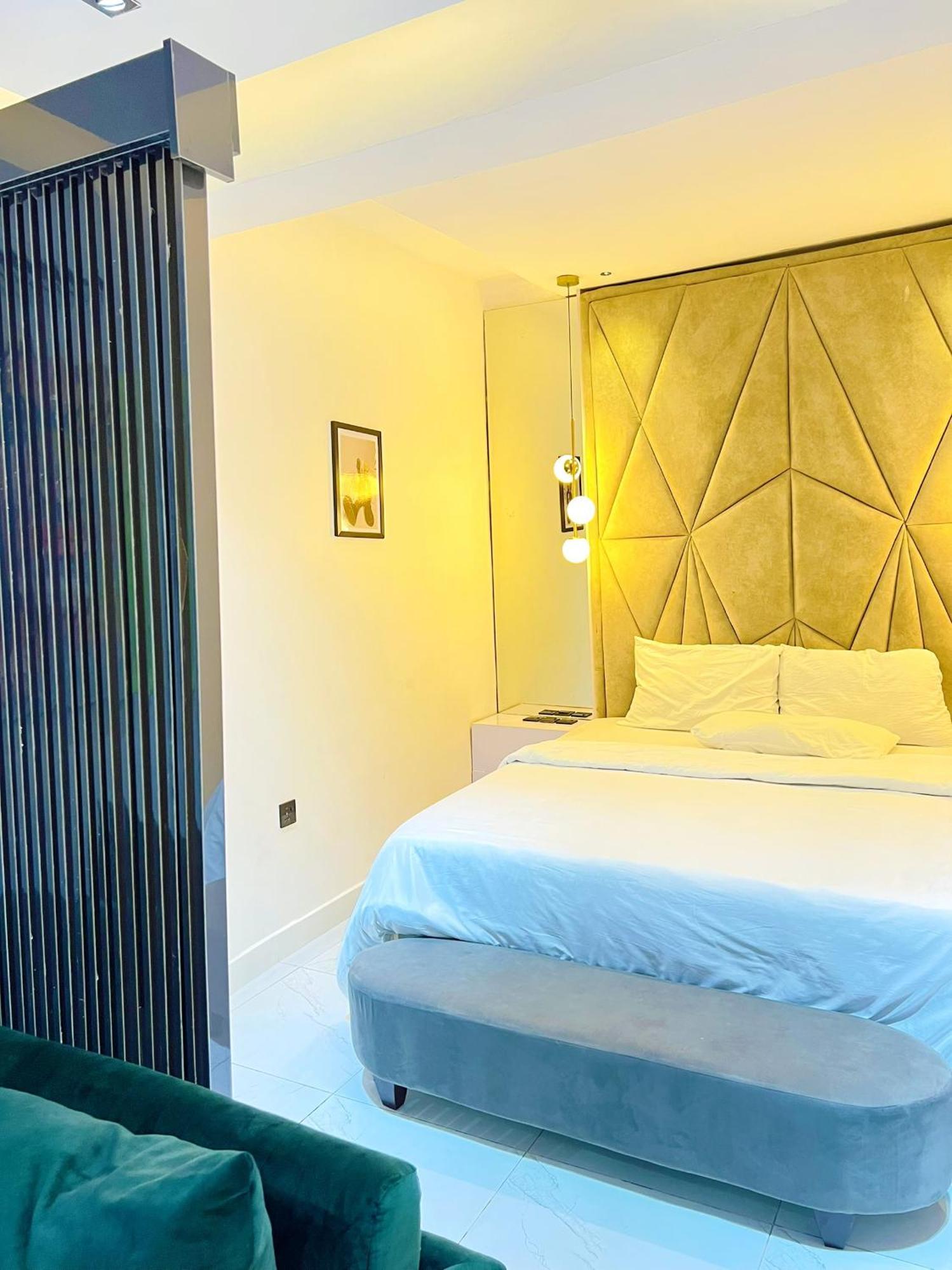 Austra Hotels And Apartments Maitama アブジャ エクステリア 写真