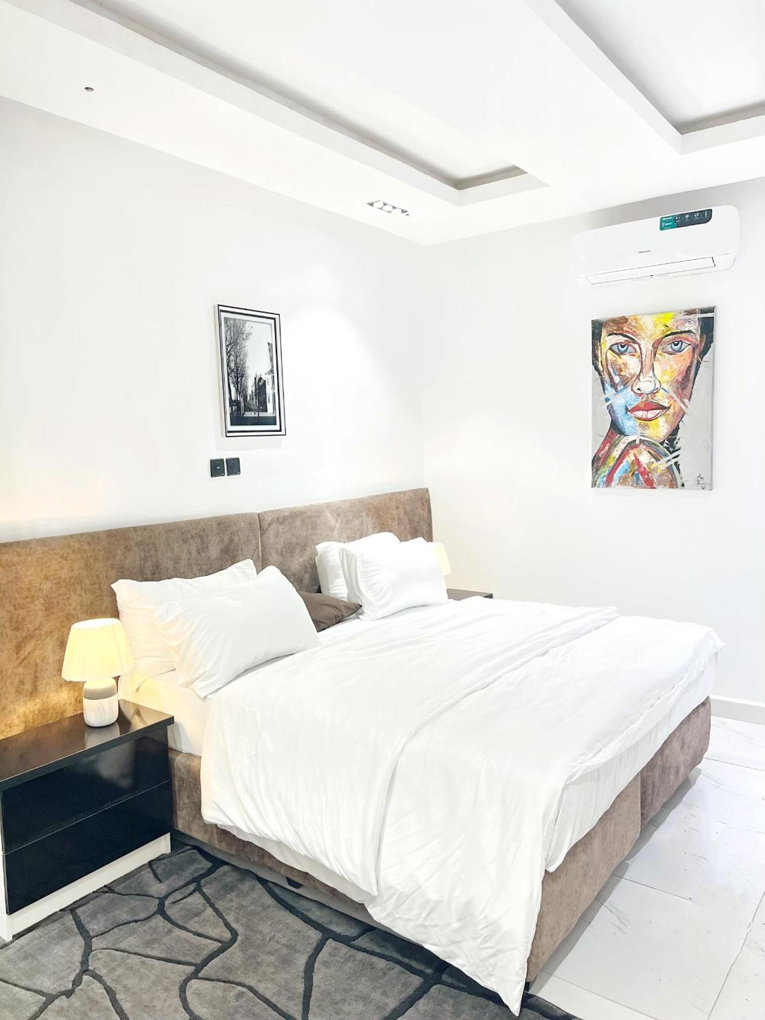 Austra Hotels And Apartments Maitama アブジャ エクステリア 写真
