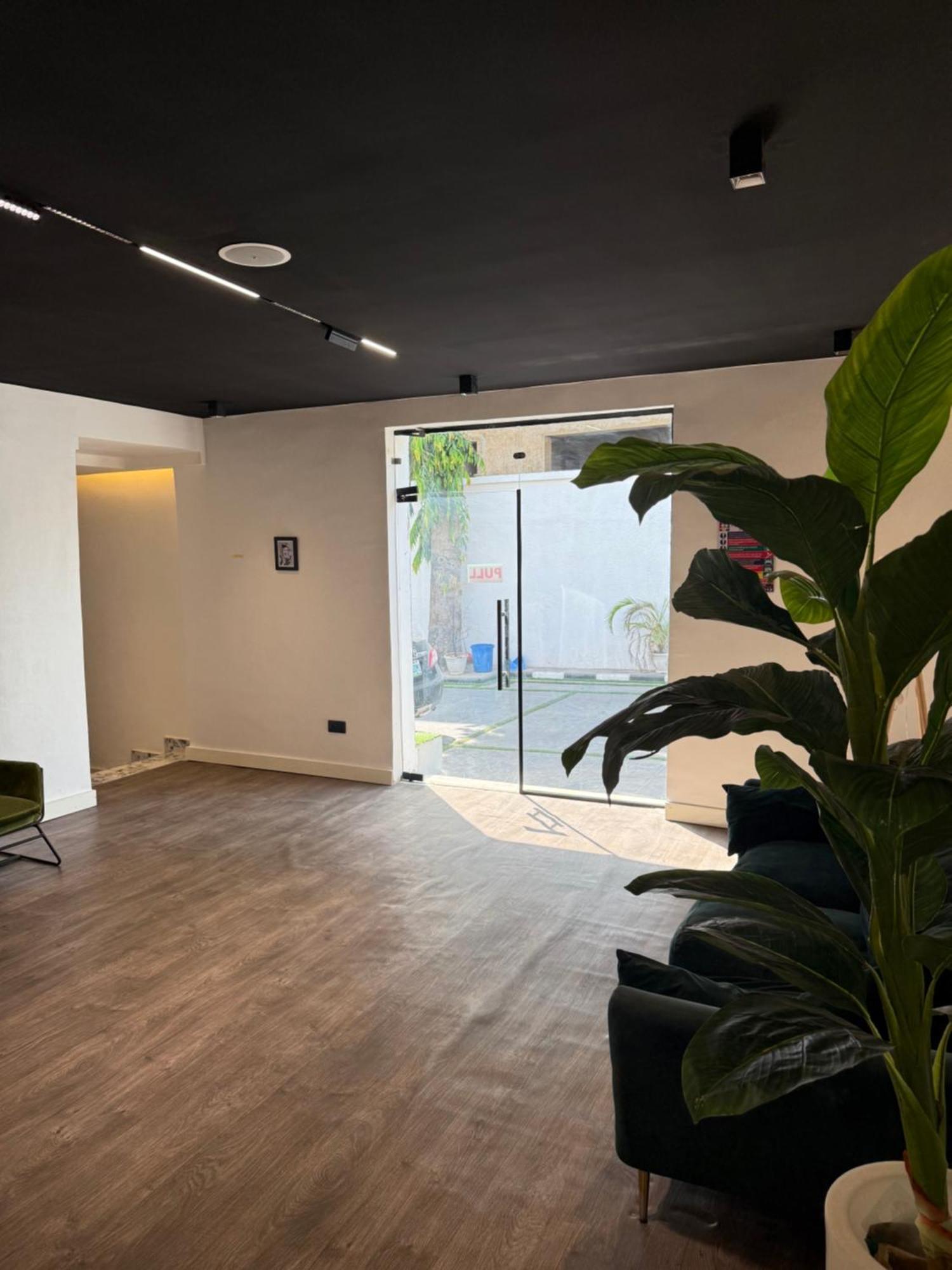 Austra Hotels And Apartments Maitama アブジャ エクステリア 写真